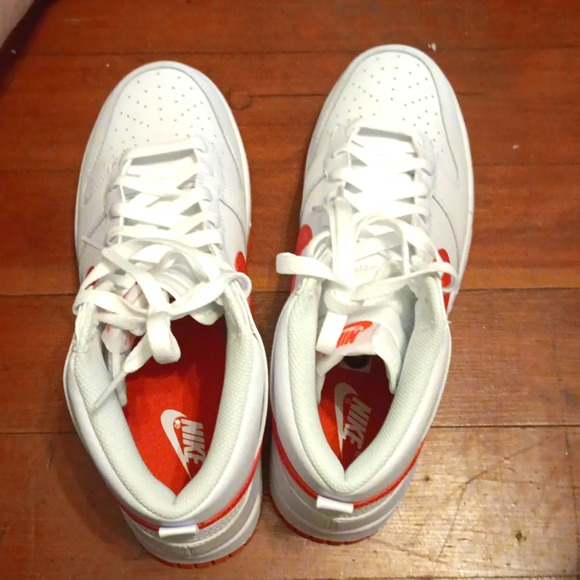 NEW NIKE DUNK RETRO HIGH 'WHITE PICANTE RED' SZ 10 - Picture 7 of 8